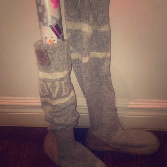 PINK Victoria's Secret Shoes - Victoria’s Secret pink slipper boots sweater sock